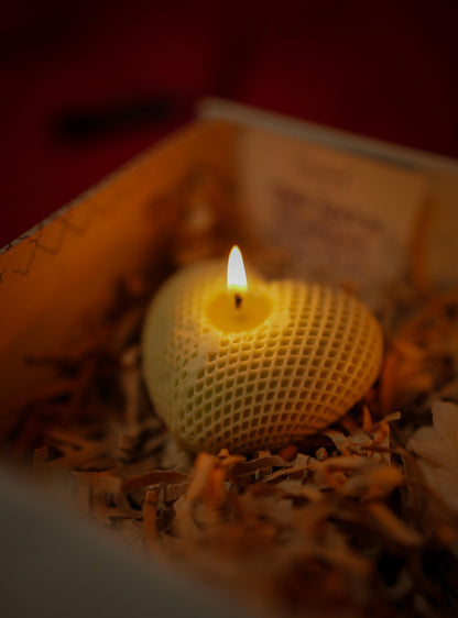 Heart Blossom Candle - Essenceoul