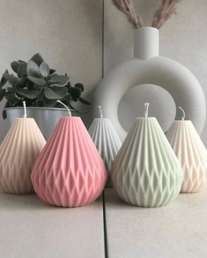 Teardrop - shaped Geometric Candle - Essenceoul